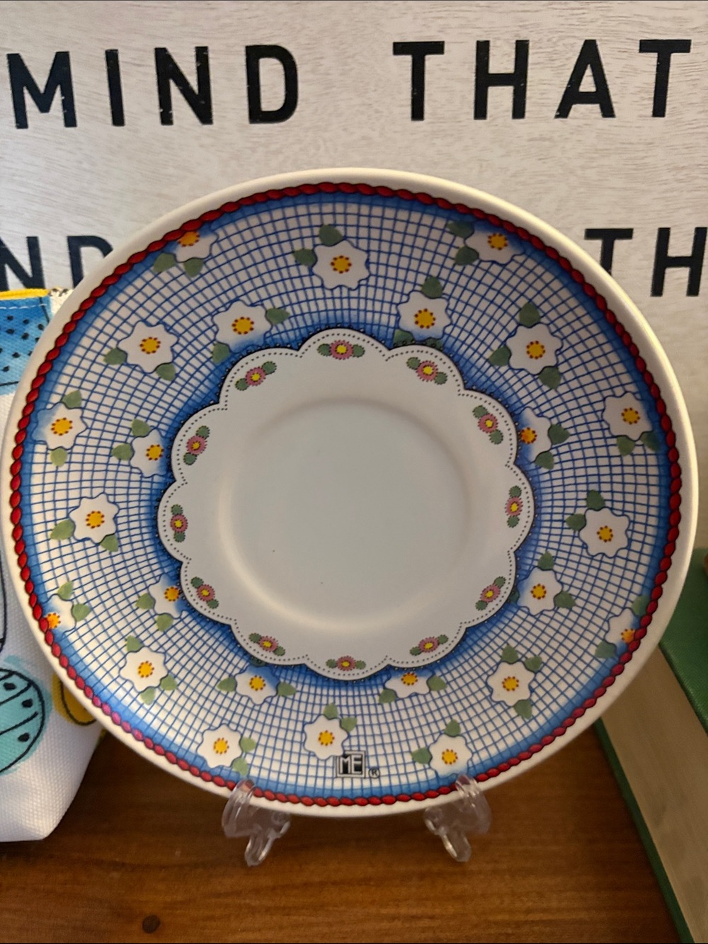 MARY ENGELBREIT Saucer ‘A Constant Friend’ Pattern